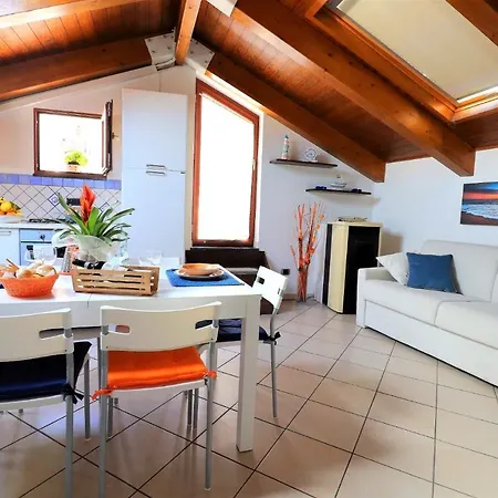 Anthony House - De Vivo Realty Apartamento