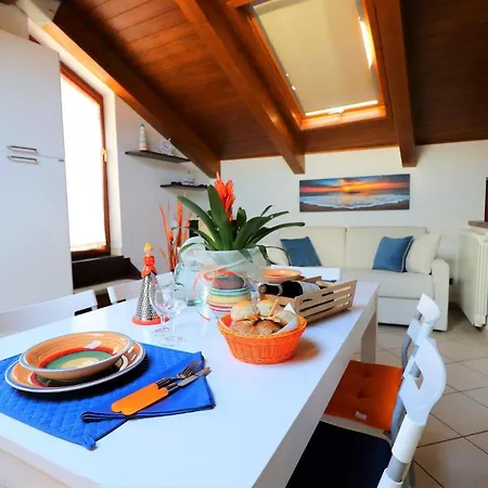 De Vivo Realty - Anthony House *
