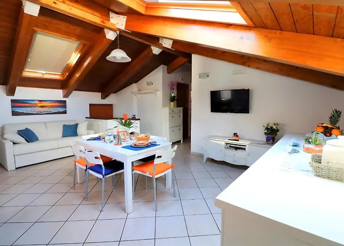 Anthony House - De Vivo Realty * Sorrento