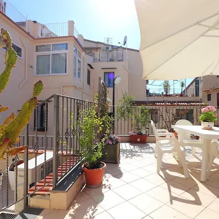 Anthony House - De Vivo Realty Appartement Sorrente